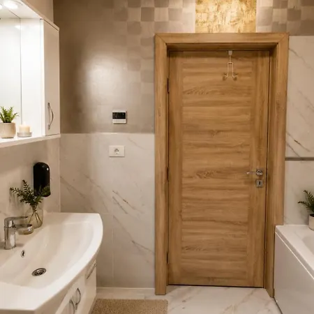 Apartman Jafar 7 - Family 2br With 2 Bathrooms