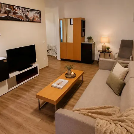 Jafar 7 - Family 2br With 2 Bathrooms *