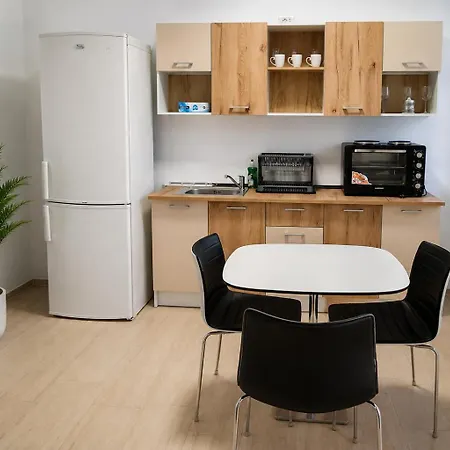 Jafar 7 - Family 2br With 2 Bathrooms Apartman Temesvár