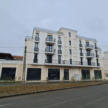 Jafar 7 - Family 2br With 2 Bathrooms Temesvár